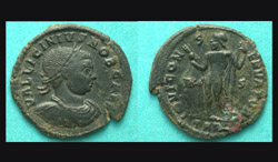 Licinius II, Arles, Jupiter Holding Thunderbolt reverse